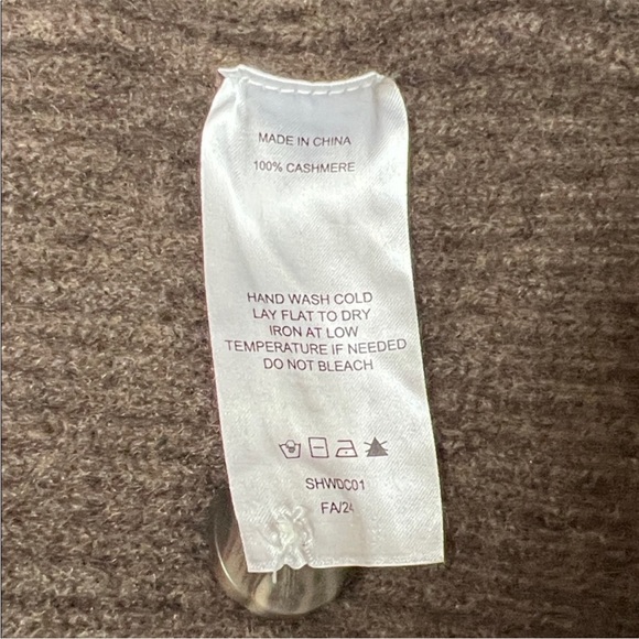 Quince Mongolian Oversized Cashmere Button Cardigan Size M - Picture 7 of 7